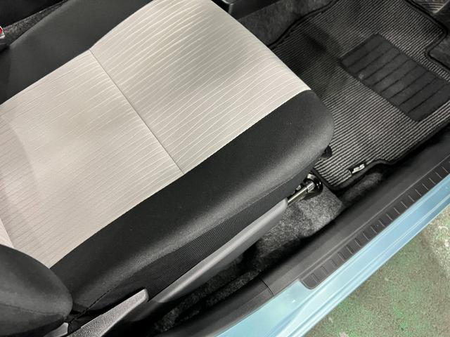 ミライースＸ　ＳＡIII　走行３２２６キロ／ＬＥＤヘッドランプ／マット１年保証距離無制限　走行距離３２２６キロ　純正カーペットマット　助手席エアバッグ　クリアランスソナー　オートマチックハイビーム　オートライト　ＬＥＤヘッドランプ　アイドリングストップ　キーレス（埼玉県）の中古車