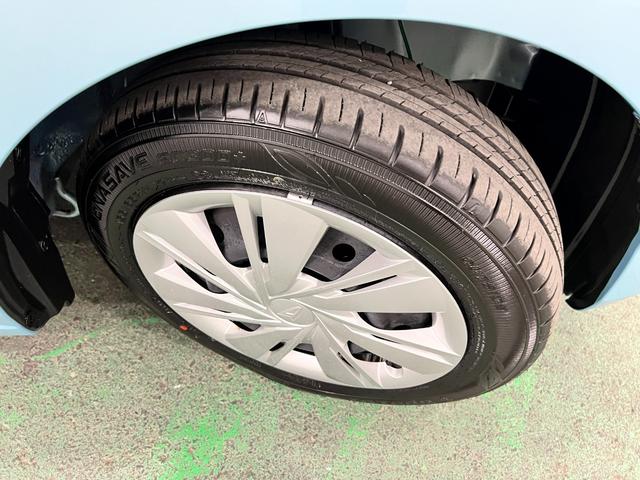 ミライースＸ　ＳＡIII　走行３２２６キロ／ＬＥＤヘッドランプ／マット１年保証距離無制限　走行距離３２２６キロ　純正カーペットマット　助手席エアバッグ　クリアランスソナー　オートマチックハイビーム　オートライト　ＬＥＤヘッドランプ　アイドリングストップ　キーレス（埼玉県）の中古車