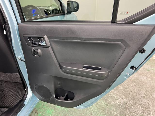 ミライースＸ　ＳＡIII　走行３２２６キロ／ＬＥＤヘッドランプ／マット１年保証距離無制限　走行距離３２２６キロ　純正カーペットマット　助手席エアバッグ　クリアランスソナー　オートマチックハイビーム　オートライト　ＬＥＤヘッドランプ　アイドリングストップ　キーレス（埼玉県）の中古車