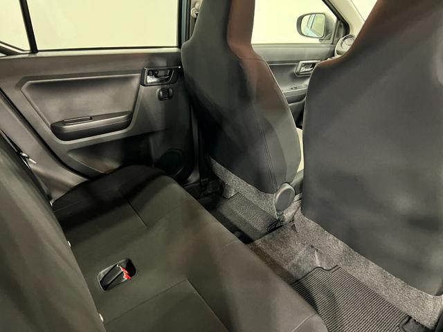ミライースＸ　ＳＡIII　走行３２２６キロ／ＬＥＤヘッドランプ／マット１年保証距離無制限　走行距離３２２６キロ　純正カーペットマット　助手席エアバッグ　クリアランスソナー　オートマチックハイビーム　オートライト　ＬＥＤヘッドランプ　アイドリングストップ　キーレス（埼玉県）の中古車