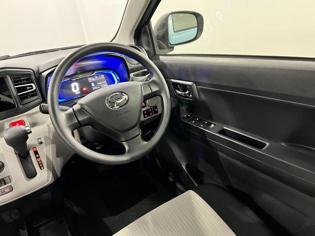 ミライースＸ　ＳＡIII　走行３２２６キロ／ＬＥＤヘッドランプ／マット１年保証距離無制限　走行距離３２２６キロ　純正カーペットマット　助手席エアバッグ　クリアランスソナー　オートマチックハイビーム　オートライト　ＬＥＤヘッドランプ　アイドリングストップ　キーレス（埼玉県）の中古車