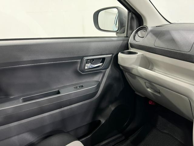 ミライースＸ　ＳＡIII　走行３２２６キロ／ＬＥＤヘッドランプ／マット１年保証距離無制限　走行距離３２２６キロ　純正カーペットマット　助手席エアバッグ　クリアランスソナー　オートマチックハイビーム　オートライト　ＬＥＤヘッドランプ　アイドリングストップ　キーレス（埼玉県）の中古車