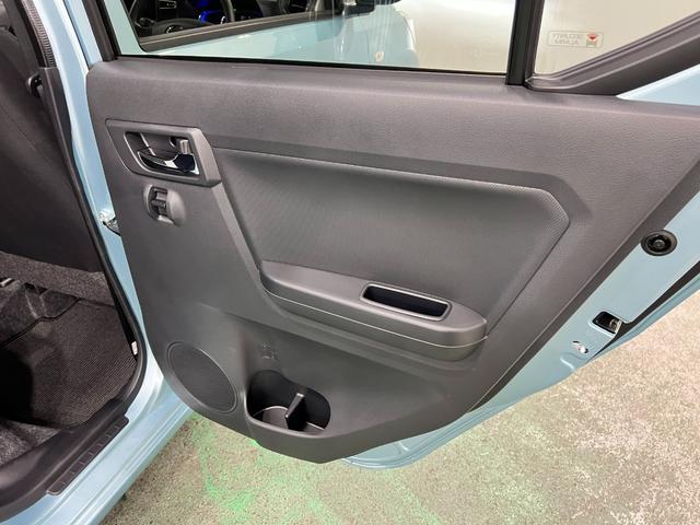 ミライースＸ　ＳＡIII　走行５５４５キロ／ＬＥＤヘッドランプ／マット１年保証距離無制限　走行距離５５４５キロ　純正マット　助手席エアバッグ　クリアランスソナー　オートマチックハイビーム　オートライト　ＬＥＤヘッドランプ　アイドリングストップ　電動格納式ドアミラー（埼玉県）の中古車