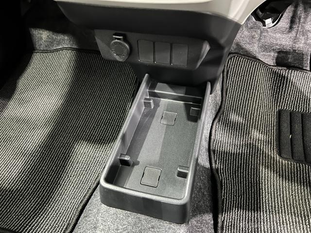 ミライースＸ　ＳＡIII　走行５５４５キロ／ＬＥＤヘッドランプ／マット１年保証距離無制限　走行距離５５４５キロ　純正マット　助手席エアバッグ　クリアランスソナー　オートマチックハイビーム　オートライト　ＬＥＤヘッドランプ　アイドリングストップ　電動格納式ドアミラー（埼玉県）の中古車