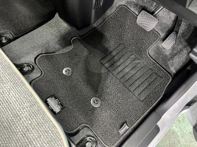 ムーヴキャンバスストライプスG 走行4155キロ/9型ディスプレイオーディオ距離4155キロ ディスプレイオーディオ バックカメラ ブルートゥース 純正マット サイドエアバッグ LEDヘッドランプ アイドリングストップ シートヒーター 両側電動スライドドア(埼玉県)の中古車