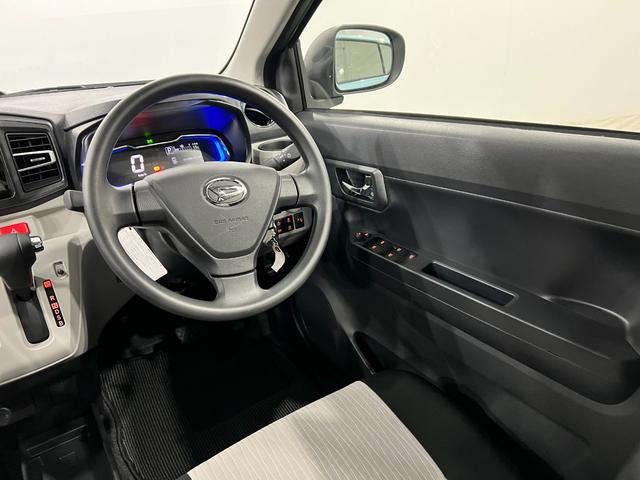 ミライースX SAIII 走行3500キロ/LEDヘッドライト一年保証・走行距離無制限 走行3500キロ 助手席エアバック LEDヘッドライトオートライト オートマチックハイビーム クリアランスソナー アイドリングストップ(埼玉県)の中古車