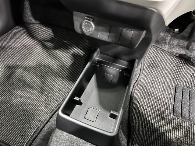 ミライースX SAIII 走行3500キロ/LEDヘッドライト一年保証・走行距離無制限 走行3500キロ 助手席エアバック LEDヘッドライトオートライト オートマチックハイビーム クリアランスソナー アイドリングストップ(埼玉県)の中古車
