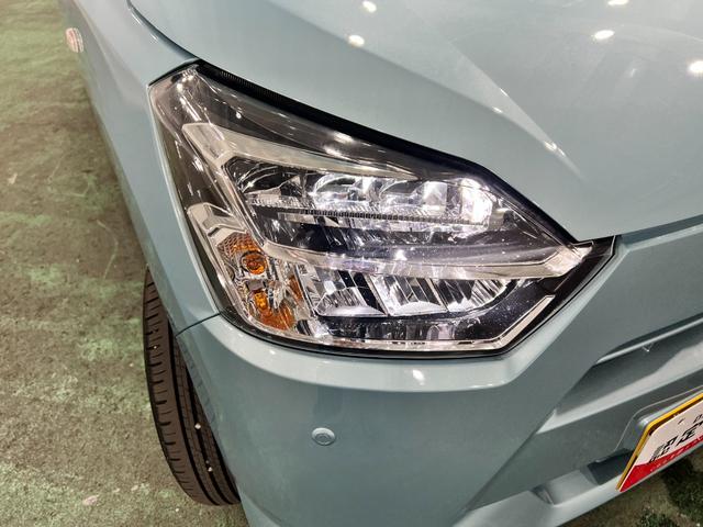 ミライースX SAIII 走行2619キロ/LEDヘッドライト一年保証・走行距離無制限 走行2619キロ 助手席エアバック LEDヘッドライト オートライト オートマチックハイビーム クリアランスソナー アイドリングストップ(埼玉県)の中古車