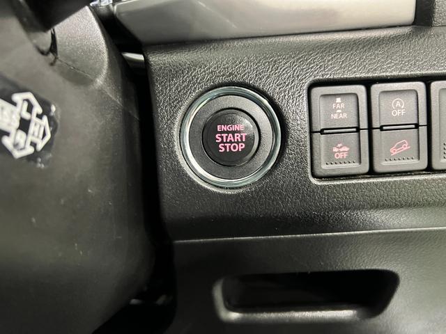 エスクードベースグレード 4WD/走行58032キロ/フルセグナビ1年保証距離無制限 走行距離58032キロ フルセグナビ バックカメラ ブルートゥース 純正マット 助手席エアバッグ オートライト HIDヘッドランプ アイドリングストップ シートヒーター(埼玉県)の中古車