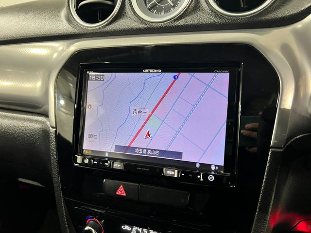 エスクードベースグレード 4WD/走行58032キロ/フルセグナビ1年保証距離無制限 走行距離58032キロ フルセグナビ バックカメラ ブルートゥース 純正マット 助手席エアバッグ オートライト HIDヘッドランプ アイドリングストップ シートヒーター(埼玉県)の中古車