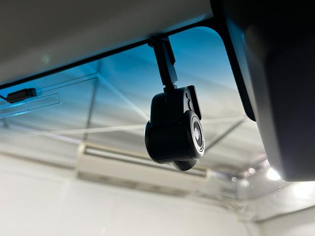 アトレーRS 車検整備付/走行67299キロ/ナビ/間仕切カーテン1年保証距離無制限 走行距離67299キロ 純正フルセグナビ バックカメラ ドラレコ 純正マット LEDヘッドランプ アイドリングストップ 両側電動スライドドア オート格納式ドアミラー キーフリー(埼玉県)の中古車