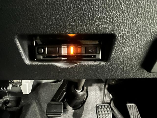 アトレーRS 車検整備付/走行67299キロ/ナビ/間仕切カーテン1年保証距離無制限 走行距離67299キロ 純正フルセグナビ バックカメラ ドラレコ 純正マット LEDヘッドランプ アイドリングストップ 両側電動スライドドア オート格納式ドアミラー キーフリー(埼玉県)の中古車