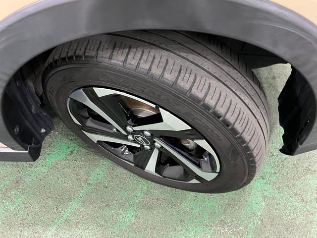 ロッキープレミアムG HEV 走行39103キロ/車検整備付/ナビ一年保証・走行距離無制限走行39103キロ 車検整備付 タイヤ4本交換 フルセグナビ ブルートゥース バックカメラ ETC クリアランスソナー オートライト LEDヘッドライト シートヒーター(埼玉県)の中古車