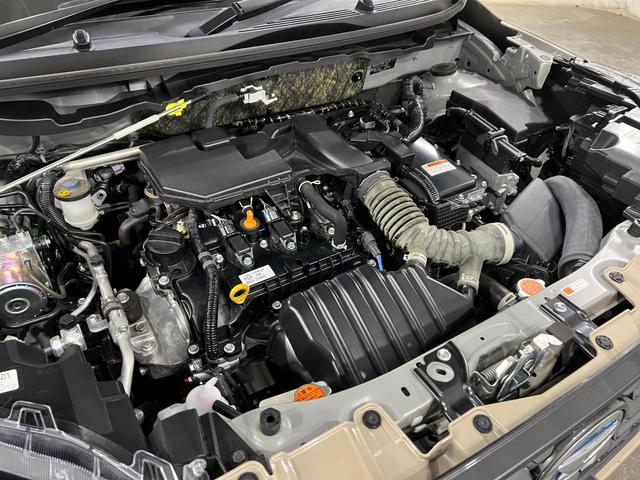 ロッキープレミアムG HEV 走行39103キロ/車検整備付/ナビ一年保証・走行距離無制限走行39103キロ 車検整備付 タイヤ4本交換 フルセグナビ ブルートゥース バックカメラ ETC クリアランスソナー オートライト LEDヘッドライト シートヒーター(埼玉県)の中古車