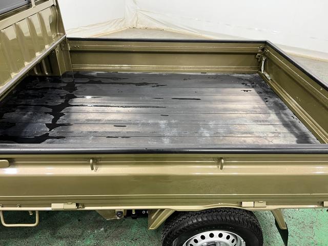 ハイゼットトラックジャンボエクストラ　４ＷＤ／走行２６１５５キロ／ＬＥＤランプ１年保証距離無制限　走行距離２６１５５キロ　ＣＤチューナー　純正マット　クリアランスソナー　オートマチックハイビーム　ＬＥＤヘッドランプ　アイドリングストップ　荷台作業灯　電動格納式ドアミラー（埼玉県）の中古車