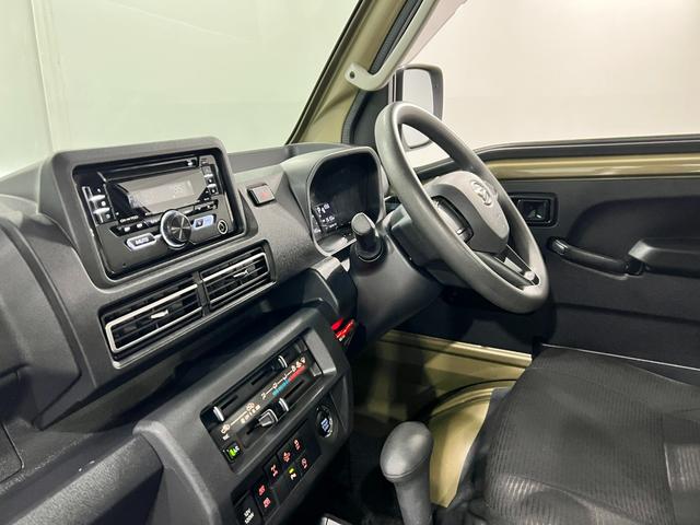 ハイゼットトラックジャンボエクストラ　４ＷＤ／走行２６１５５キロ／ＬＥＤランプ１年保証距離無制限　走行距離２６１５５キロ　ＣＤチューナー　純正マット　クリアランスソナー　オートマチックハイビーム　ＬＥＤヘッドランプ　アイドリングストップ　荷台作業灯　電動格納式ドアミラー（埼玉県）の中古車