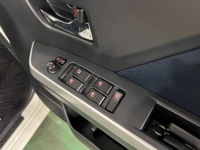 トールカスタムG ターボ 走行72571キロ/ナビ/バックカメラ一年保証・走行距離無制限走行72571キロ フルセグナビ ブルートゥース バックカメラ ETC クリアランスソナー オートライト LEDヘッドライト 両側電動スライドドア(埼玉県)の中古車