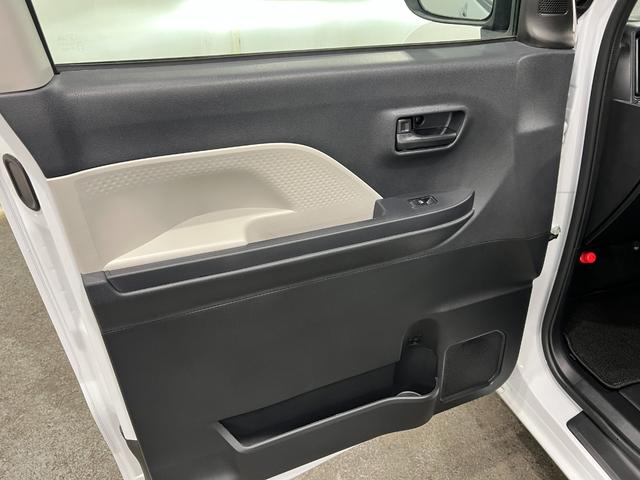 タントX 走行3092キロ/LEDヘッドランプ/シートヒーター1年保証距離無制限 走行距離3092キロ 純正マット サイドエアバッグ LEDヘッドランプ アイドリングストップ シートヒーター 片側電動スライドドア オート格納式ドアミラー 電動パーキングブレーキ(埼玉県)の中古車