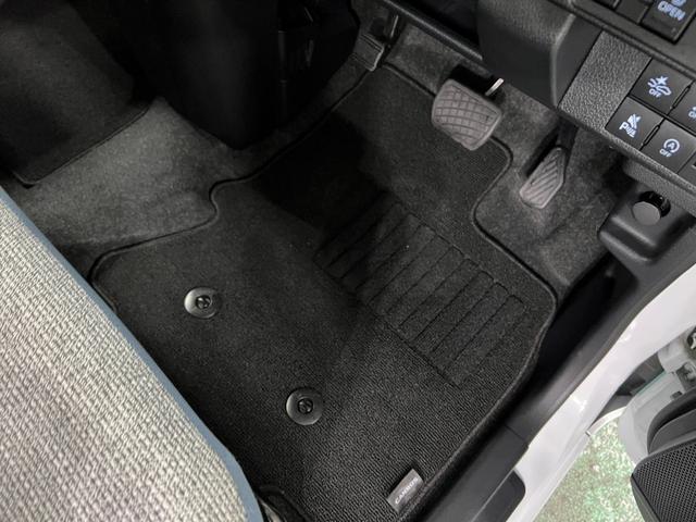 ムーヴキャンバスストライプスＸ　走行１０３８２キロ／車検整備付一年保証・走行距離無制限　走行１０３８２キロ　サイドエアバック　クリアランスソナー　オートマチックハイビーム　オートライト　ベンチシート　シートヒーター　両側電動スライドドア（埼玉県）の中古車