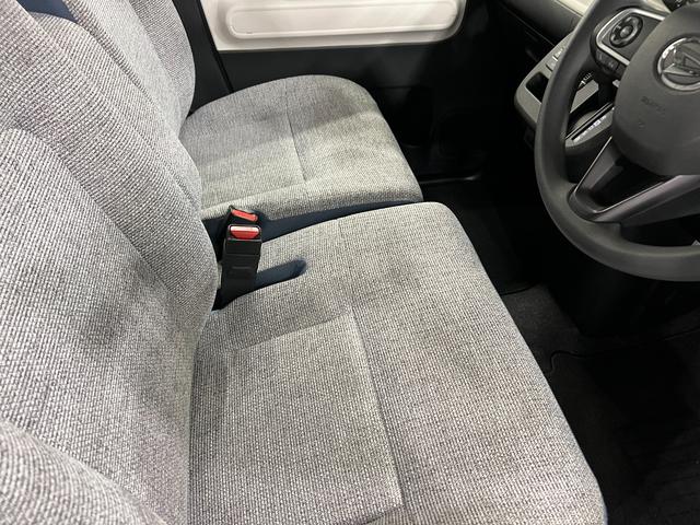 ムーヴキャンバスストライプスＸ　走行１０３８２キロ／車検整備付一年保証・走行距離無制限　走行１０３８２キロ　サイドエアバック　クリアランスソナー　オートマチックハイビーム　オートライト　ベンチシート　シートヒーター　両側電動スライドドア（埼玉県）の中古車