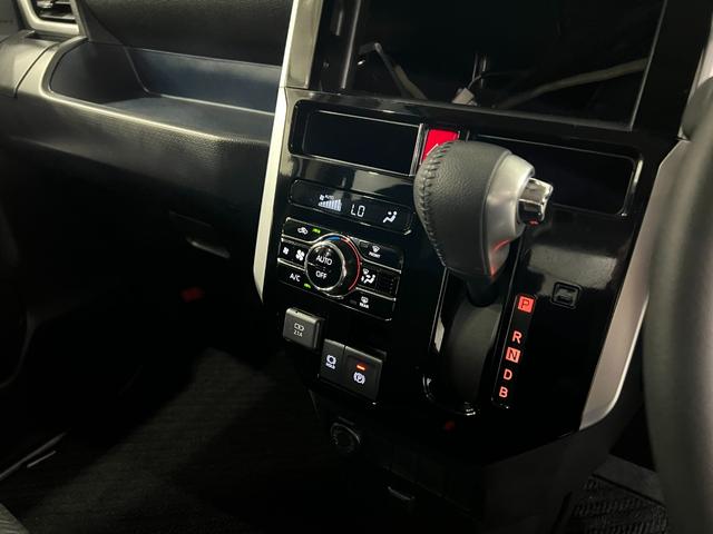 トールカスタムＧ　ターボ　走行１５６６２キロ／ＬＥＤヘッドランプ１年保証距離無制限　走行距離１５６６２キロ　純正マット　ＬＥＤヘッドランプ　アイドリングストップ　両側電動スライドドア　オート格納式ドアミラー　電動格納式ドアミラー　キーフリー（埼玉県）の中古車