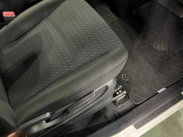 トールカスタムＧ　ターボ　走行１５６６２キロ／ＬＥＤヘッドランプ１年保証距離無制限　走行距離１５６６２キロ　純正マット　ＬＥＤヘッドランプ　アイドリングストップ　両側電動スライドドア　オート格納式ドアミラー　電動格納式ドアミラー　キーフリー（埼玉県）の中古車