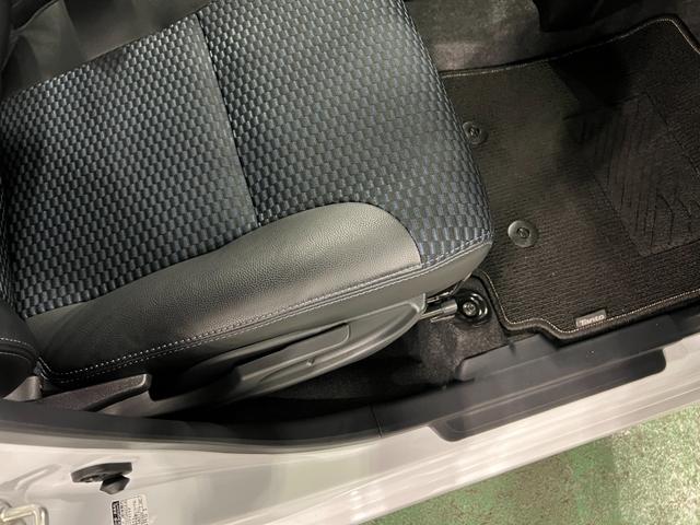 タントカスタムＲＳ　走行３７００キロ／クリアランスソナー一年保証・走行距離無制限　走行３７００キロ　サイドエアバック　クリアランスソナー　オートマチックハイビーム　オートライト　ＬＥＤヘッドライト　ベンチシート　シートヒーター　両側電動スライドドア（埼玉県）の中古車