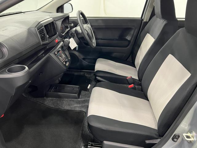 ミライースＬ　ＳＡIII　走行５２５７キロ／オートライト／マット１年保証距離無制限　走行距離５２５７キロ　純正マット　助手席エアバッグ　クリアランスソナー　オートマチックハイビーム　オートライト　アイドリングストップ　スマートアシスト３　キーレスエントリー（埼玉県）の中古車