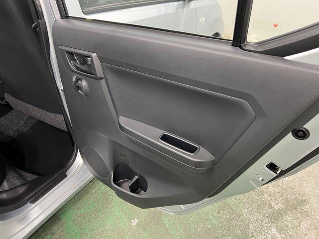 ミライースＬ　ＳＡIII　走行５２５７キロ／オートライト／マット１年保証距離無制限　走行距離５２５７キロ　純正マット　助手席エアバッグ　クリアランスソナー　オートマチックハイビーム　オートライト　アイドリングストップ　スマートアシスト３　キーレスエントリー（埼玉県）の中古車