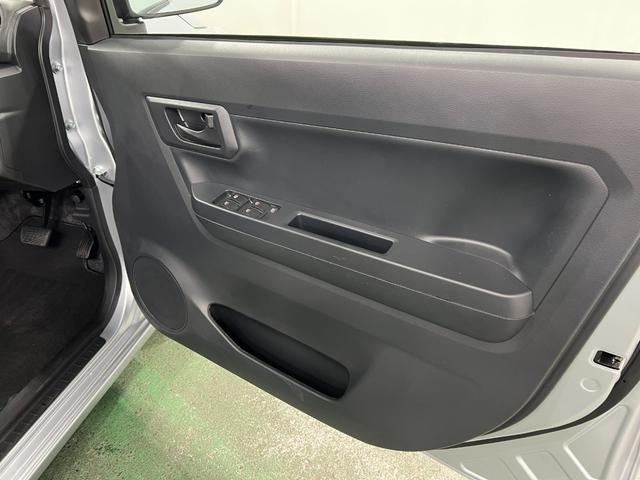 ミライースＬ　ＳＡIII　走行５２５７キロ／オートライト／マット１年保証距離無制限　走行距離５２５７キロ　純正マット　助手席エアバッグ　クリアランスソナー　オートマチックハイビーム　オートライト　アイドリングストップ　スマートアシスト３　キーレスエントリー（埼玉県）の中古車