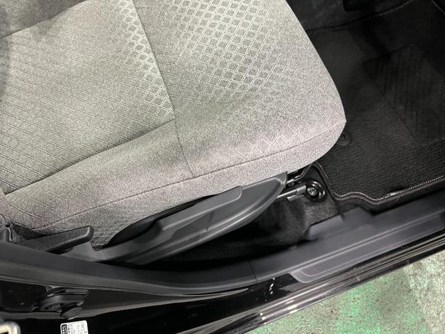 タントＸ　走行４４８８キロ／クリアランスソナー一年保証・走行距離無制限　走行４４８８キロ　サイドエアバック　クリアランスソナー　オートマチックハイビーム　オートライト　ＬＥＤヘッドライト　ベンチシート　シートヒーター　片側電動スライドドア（埼玉県）の中古車