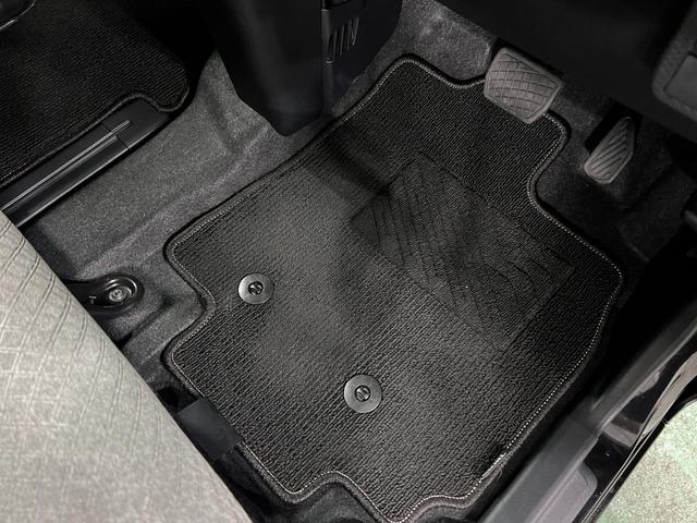 タントＸ　走行４４８８キロ／クリアランスソナー一年保証・走行距離無制限　走行４４８８キロ　サイドエアバック　クリアランスソナー　オートマチックハイビーム　オートライト　ＬＥＤヘッドライト　ベンチシート　シートヒーター　片側電動スライドドア（埼玉県）の中古車