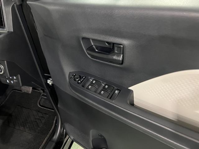 タントＸ　走行４４８８キロ／クリアランスソナー一年保証・走行距離無制限　走行４４８８キロ　サイドエアバック　クリアランスソナー　オートマチックハイビーム　オートライト　ＬＥＤヘッドライト　ベンチシート　シートヒーター　片側電動スライドドア（埼玉県）の中古車