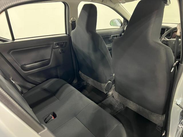 ミライースL SAIII 走行7624キロ/オートライト/マット1年保証距離無制限 走行距離7624キロ フロアマット 助手席エアバッグ クリアランスソナー オートマチックハイビーム オートライト アイドリングストップ(埼玉県)の中古車