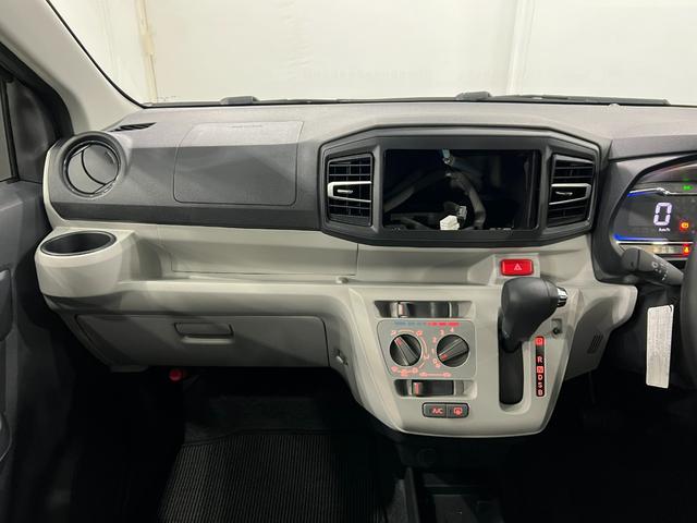 ミライースＸ　ＳＡIII　走行２２２６キロ／ＬＥＤヘッドランプ／マット１年保証距離無制限　走行距離２２２６キロ　純正マット　クリアランスソナー　オートマチックハイビーム　オートライト　ＬＥＤヘッドランプ　アイドリングストップ　電動格納式ドアミラー（埼玉県）の中古車