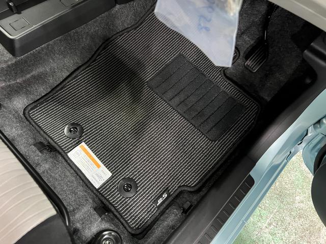 ミライースＸ　ＳＡIII　走行２２２６キロ／ＬＥＤヘッドランプ／マット１年保証距離無制限　走行距離２２２６キロ　純正マット　クリアランスソナー　オートマチックハイビーム　オートライト　ＬＥＤヘッドランプ　アイドリングストップ　電動格納式ドアミラー（埼玉県）の中古車