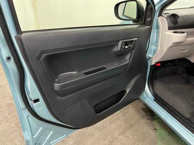 ミライースＸ　ＳＡIII　走行２２２６キロ／ＬＥＤヘッドランプ／マット１年保証距離無制限　走行距離２２２６キロ　純正マット　クリアランスソナー　オートマチックハイビーム　オートライト　ＬＥＤヘッドランプ　アイドリングストップ　電動格納式ドアミラー（埼玉県）の中古車