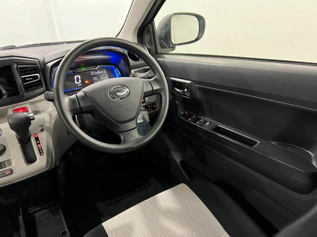 ミライースＸ　ＳＡIII　走行２２２６キロ／ＬＥＤヘッドランプ／マット１年保証距離無制限　走行距離２２２６キロ　純正マット　クリアランスソナー　オートマチックハイビーム　オートライト　ＬＥＤヘッドランプ　アイドリングストップ　電動格納式ドアミラー（埼玉県）の中古車