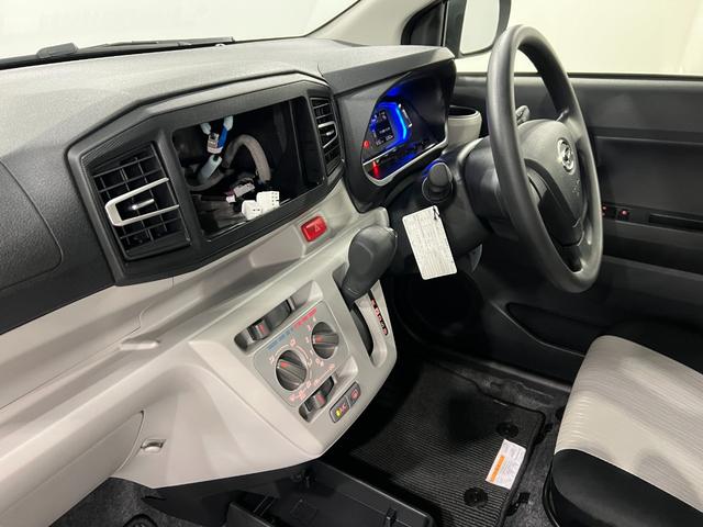 ミライースX SAIII 走行2282キロ/クリアランスソナー一年保証・走行距離無制限 走行2282キロ 助手席エアバック オートライト オートマチックハイビーム クリアランスソナー アイドリングストップ(埼玉県)の中古車