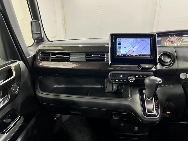 Ｎ−ＢＯＸカスタムＧ・Ｌターボホンダセンシング　走行２４２２７キロ／ナビワンオーナー　禁煙車　フルセグナビ　バックカメラ　ドラレコ　純正マット　サイドエアバッグ　ＬＥＤヘッドランプ　アイドリングストップ　両側電動スライドドア（埼玉県）の中古車