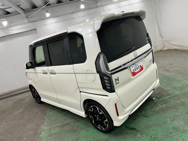 Ｎ−ＢＯＸカスタムＧ・Ｌターボホンダセンシング　走行２４２２７キロ／ナビワンオーナー　禁煙車　フルセグナビ　バックカメラ　ドラレコ　純正マット　サイドエアバッグ　ＬＥＤヘッドランプ　アイドリングストップ　両側電動スライドドア（埼玉県）の中古車
