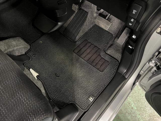 N−BOXG SSパッケージ 走行29816キロ/フルセグナビドラレコ1年保証距離無制限 走行距離29816キロ フルセグナビ バックカメラ ドラレコ 純正マット サイドエアバッグ HIDヘッドランプ シートヒーター 両側電動スライドドア(埼玉県)の中古車