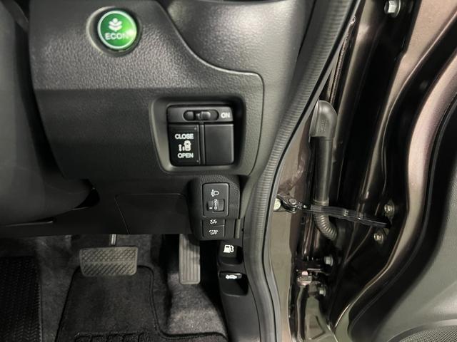 N−BOXG・Lパッケージ 走行32593キロ/車検整備付/雹害/ナビ一年保証・走行距離無制限走行32593キロ 雹害 車検整備付 ワンセグナビ バックカメラ サイドエアバック ベンチシート(埼玉県)の中古車