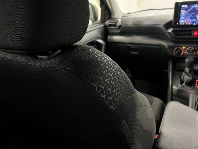 ロッキーＬ　走行１１５０６キロ／純正ナビ／バックカメラ／ドラレコ１年保証距離無制限　走行距離１１５０６キロ　純正フルセグナビ　バックカメラ　ドラレコ　純正マット　サイドエアバッグ　ＬＥＤヘッドランプ　アイドリングストップ　オート格納式ドアミラー　キーフリー（埼玉県）の中古車