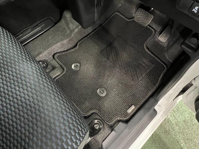 タントカスタムRS 走行24572キロ/ナビ/ドラレコ/ETC走行24572キロ サイドエアバック クリアランスソナー オートマチックハイビーム オートライト LEDヘッドライト ベンチシート シートヒーター 両側電動スライドドア 一年保証・走行距離無制限(東京都)の中古車