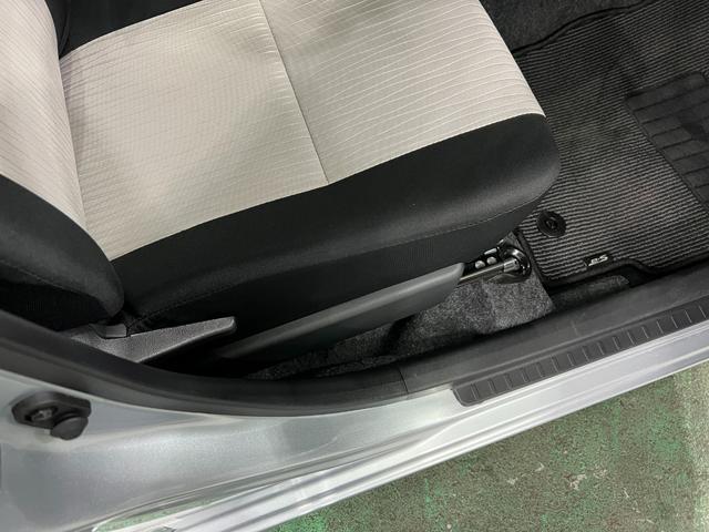 ミライースＸ　ＳＡIII　走行１９１２キロ／ＬＥＤヘッドライト一年保証・走行距離無制限　走行１９１２キロ　ＬＥＤヘッドライト　助手席エアバック　オートライト　オートマチックハイビーム　クリアランスソナー　アイドリングストップ（埼玉県）の中古車