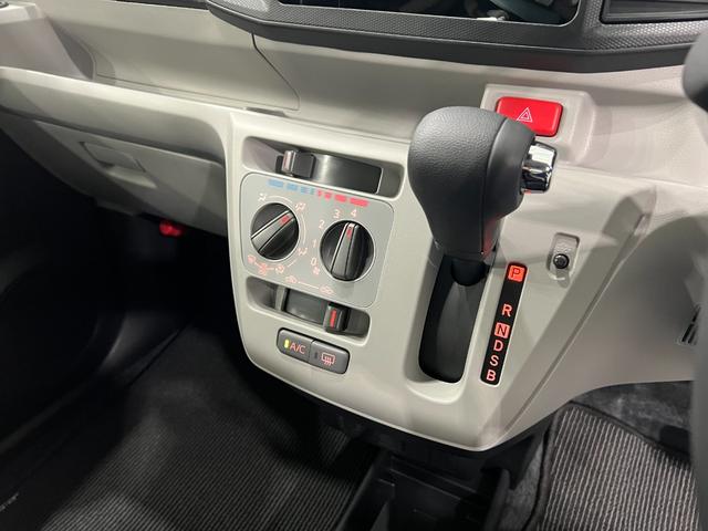 ミライースＸ　ＳＡIII　走行１１９１キロ／ＬＥＤヘッドライト一年保証・走行距離無制限　走行１１９１キロ　ＬＥＤヘッドライト　助手席エアバック　オートライト　オートマチックハイビーム　クリアランスソナー　アイドリングストップ（埼玉県）の中古車