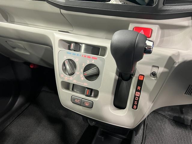ミライースX SAIII 走行2082キロ/LEDヘッドライト走行2082キロ LEDヘッドライト 助手席エアバック オートライト オートマチックハイビーム クリアランスソナー アイドリングストップ 一年保証・走行距離無制限(東京都)の中古車