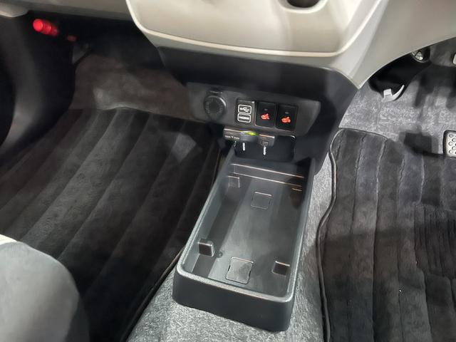 ミライースＧ　リミテッドＳＡ３　車検整備付／７インチナビ／ドラレコワンオーナー　禁煙車　７インチナビ　バックカメラ　ブルートゥース　ドラレコ　クリアランスソナー　オートライト　ＬＥＤヘッドライト　シートヒーター　純正アルミホイール　キーフリー（埼玉県）の中古車