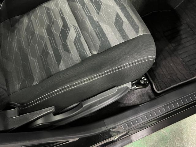 タフトＧ　クロムベンチャー　車検整備付／走行６９７７３キロ／ナビ１年保証距離無制限　走行距離６９７７３キロ　純正フルセグナビ　バックカメラ　ドラレコ　純正マット　サイドエアバッグ　ＬＥＤヘッドランプ　アイドリングストップ　シートヒーター　オート格納式ドアミラー（埼玉県）の中古車
